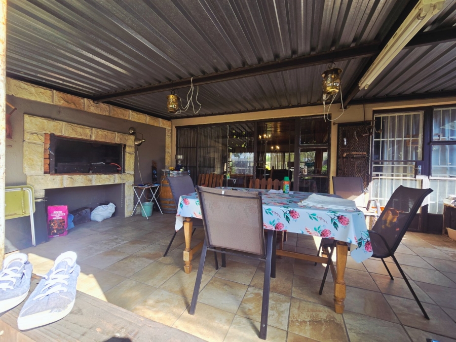 4 Bedroom Property for Sale in Fichardt Park Free State
